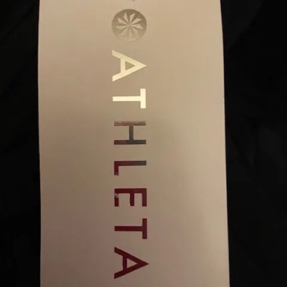 ATHLETA SWING FORWARD PLEATED TANK - Picture 7 of 9